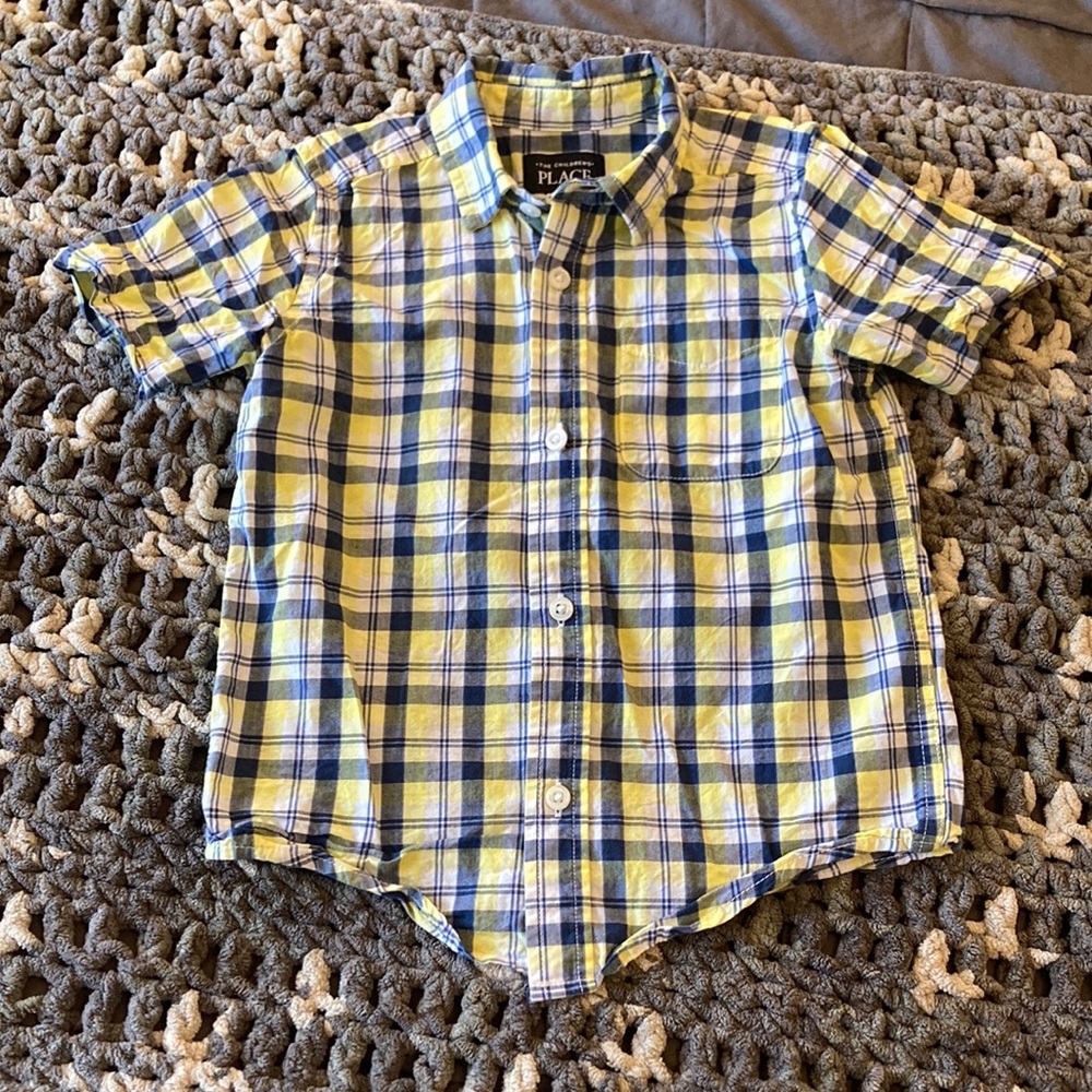 The Children’s Place Plaid Short Sleeve Button Up